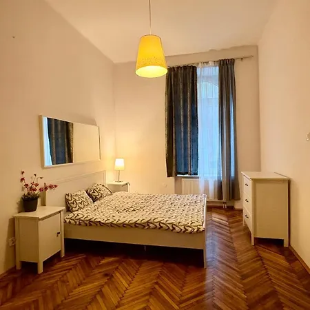 Apartamento Next To Main Square Cracovia